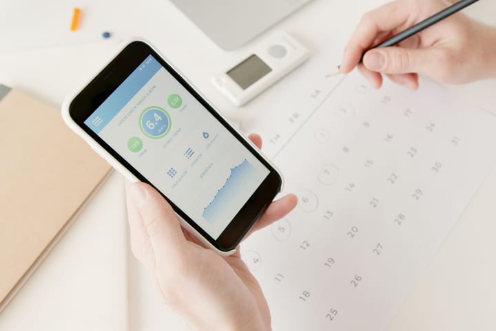 Móvil y calendario, disponibilidad y reservas de última hora en San José